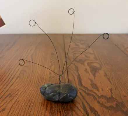 rock photo holder 4 photos final