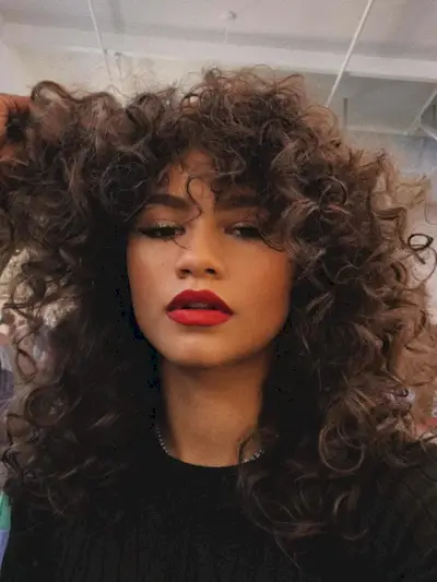 70s-hairstyles-296939-1639429323728-image