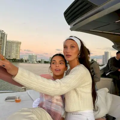 headband-hairstyles-296363-1639337211462-main