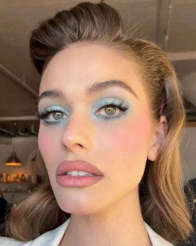 Cool-toned makeup