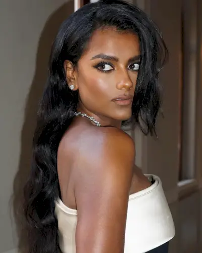 90s-makeup-looks-309322-1694180592164-image