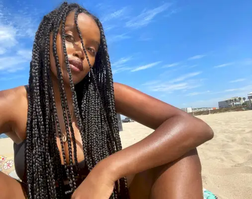 beach-hairstyles-307795-1686737958544-main