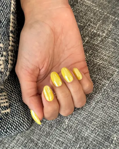 Pastel chrome nails.