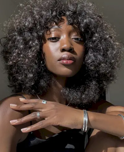 Emmanuelle Koffi grown-out bob