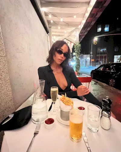 wavy-bobs-hairstyles-310593-1700073919531-main