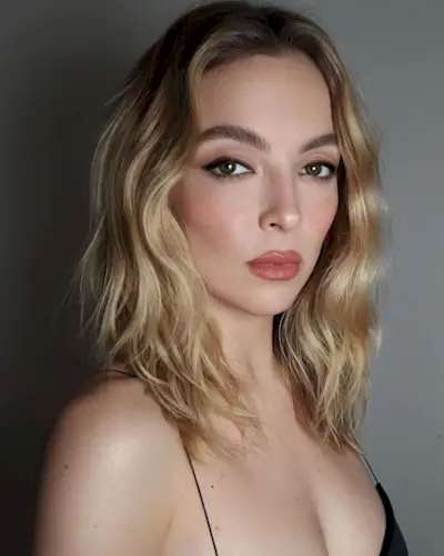 wavy-bobs-hairstyles-310593-1700073983414-main