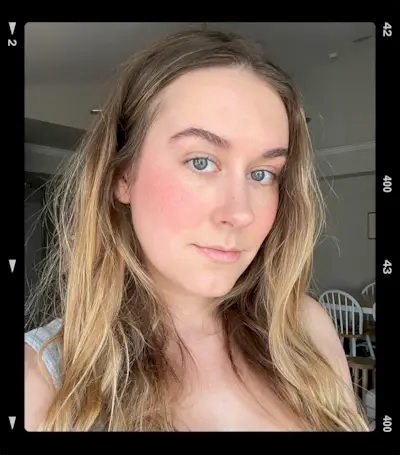 Beauty editor Kaitlyn McLintock testing the Pat McGrath Labs Skin Fetish: Divine Powder Blush.