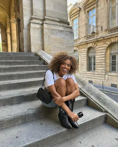 textured-bob-haircut-309244-1693907665738-image