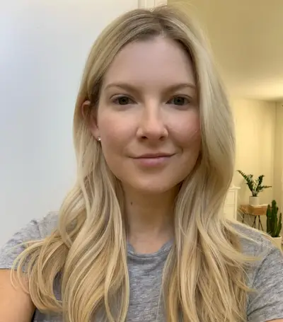 Woman with thick, wavy hair before testing the Revlon One Step Dryer