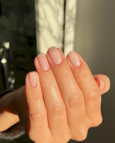 @raelondonnails short square manicure