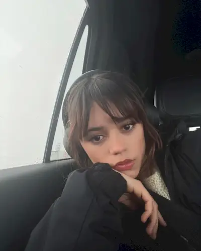 wispy-bangs-hair-trend-312032-1707131353080-main