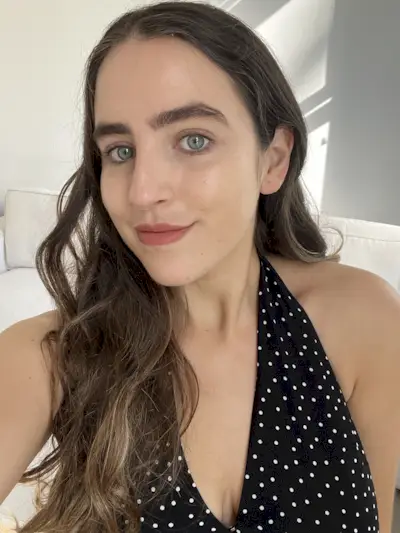 An image of SEO Writer @avahgilchrist wearing her most complimented perfume