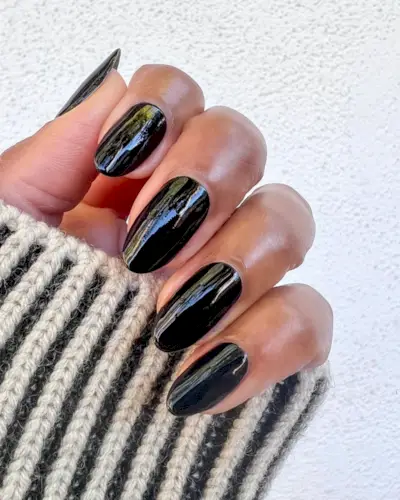 Oval black nails