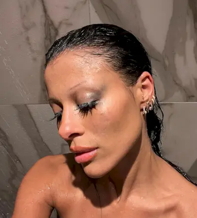 best-drugstore-eyelash-curlers-297438-1693525208264-main