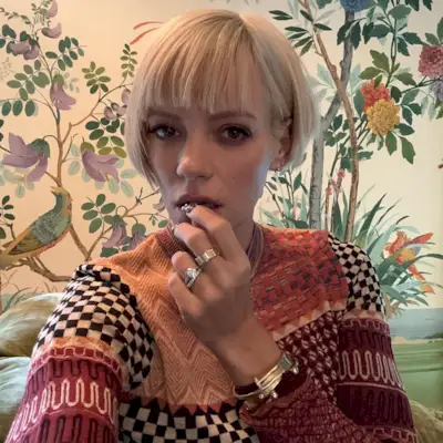Lily Allen micro bob