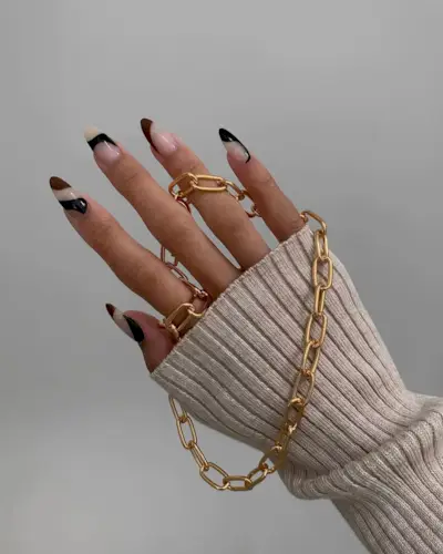 Black and brown nails.