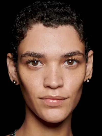 eye-makeup-for-hooded-eyes-302565-1663767362982-image