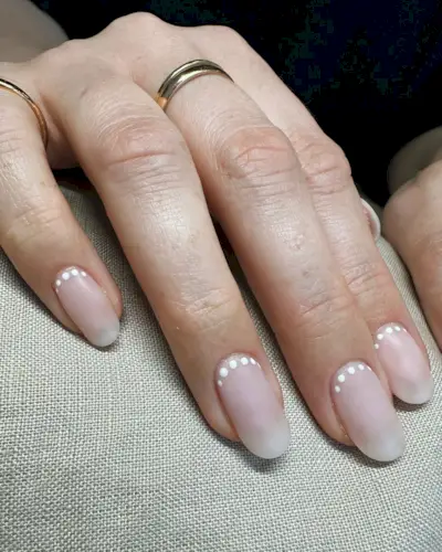 Negative space nails