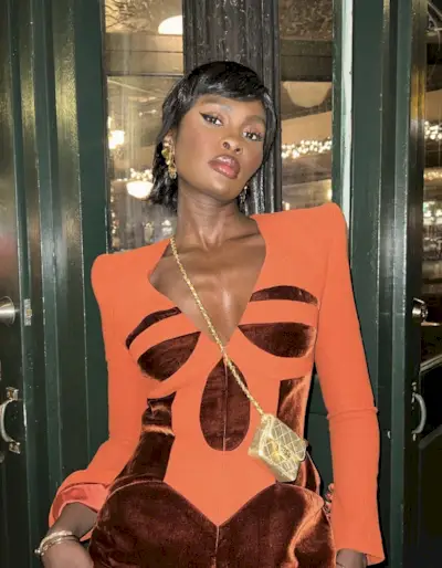 chin-length-bob-hairstyles-306209-1679057884241-main