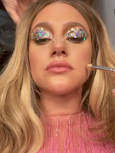 prom-makeup-looks-300024-1653004853711-main