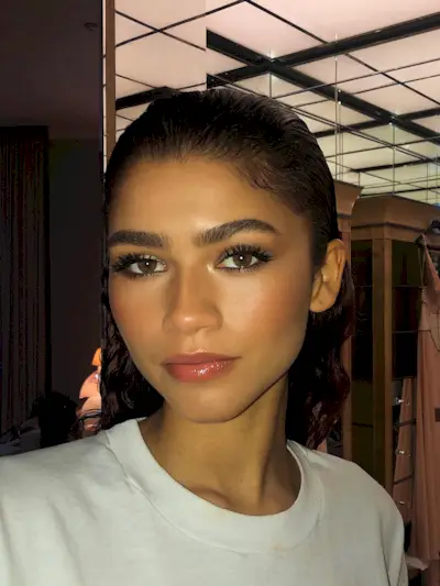 prom-makeup-looks-300024-1653006782864-main