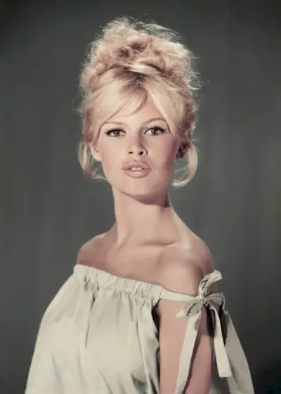 An image of the bardot fringe hair trend on Brigitte Bardot.