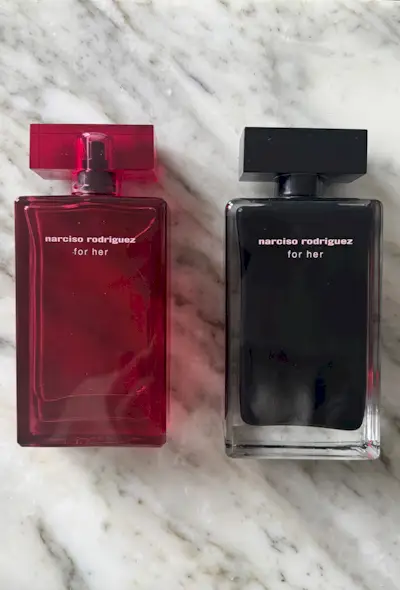 Narciso Rodriguez For Her Intense and Narciso Rodriguez For Her perfumes side by side