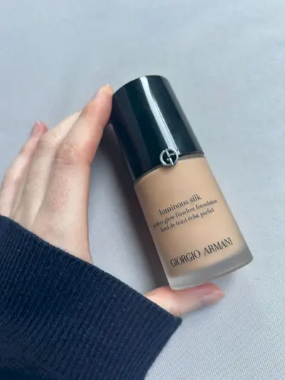 Giorgio Armani Luminous Silk Foundation