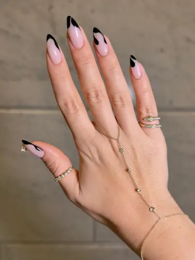 _Image_0000s_0007_Iram Shelton 3