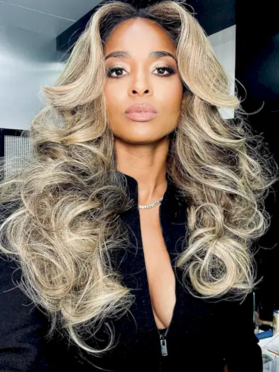 long-shag-haircuts-297301-1642177382904-image