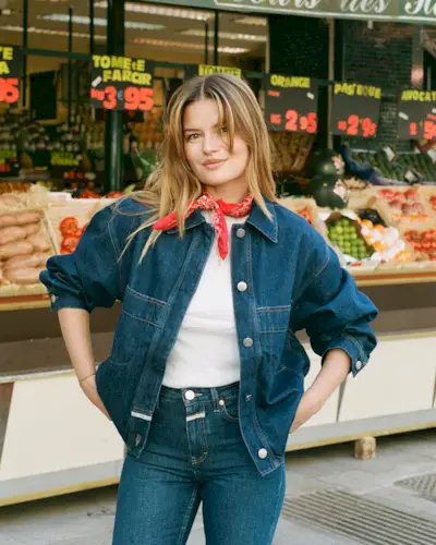 Straight shag haircut with bangs