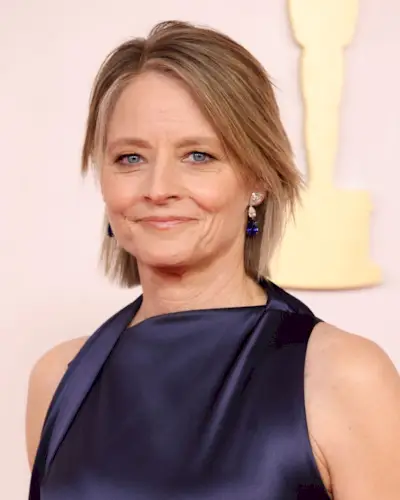Jodie Foster grey bob hairstyle
