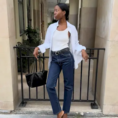 Photo of creator @sylviemus_ taking a photo outside 