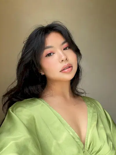 best-green-concealers-297867-1644547087493-main