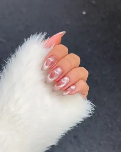 Cat eye nails with hearts