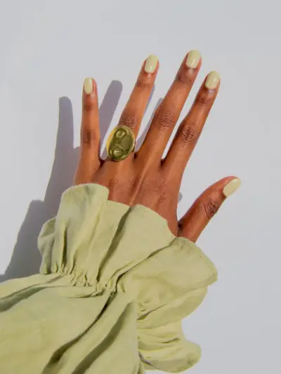 vacation-nail-colors-293666-1623279850752-image