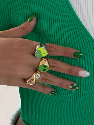 Green Vacation Nail Polish Colors