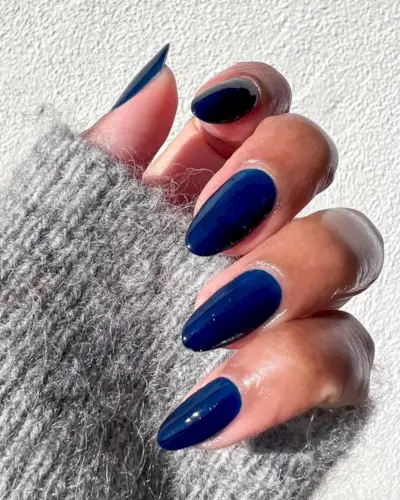 new-years-eve-nails-311328-1702903168493-main