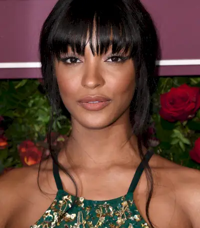 hairstyles-for-wispy-bangs-286654-1586458349898-main