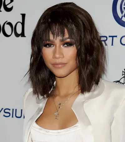 hairstyles-for-wispy-bangs-286654-1586458406708-main