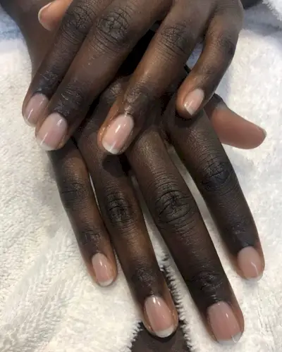 clean-girl-nails-299525-1651058582537-main