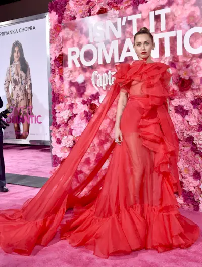 miley-cyrus-style-281155-1562707128991-image