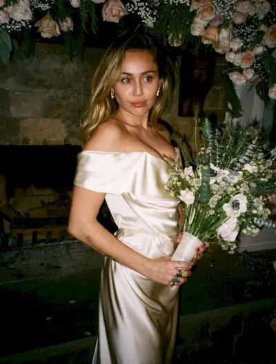 miley-cyrus-style-281155-1562707089944-image