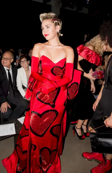 miley-cyrus-style-281155-1562707109526-image