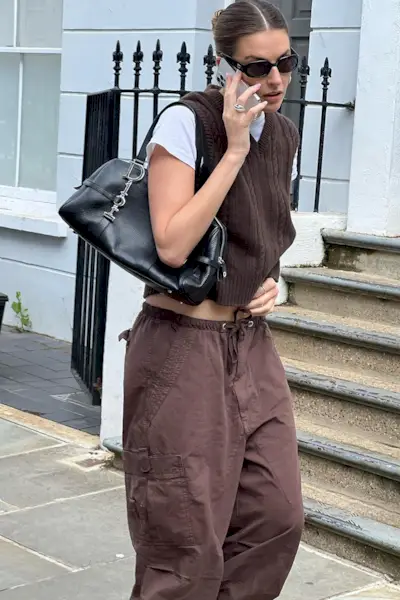 fall-sweater-vest-outfits-303196-1666629678008-image