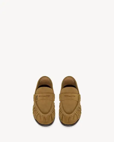 Women's Le Loafer Supple in Suede in Cognac