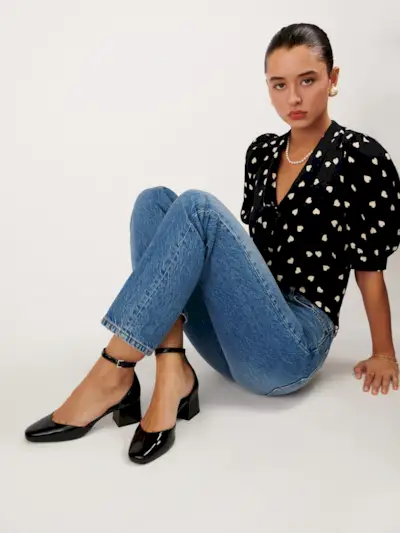 Mallori Closed Toe Heel