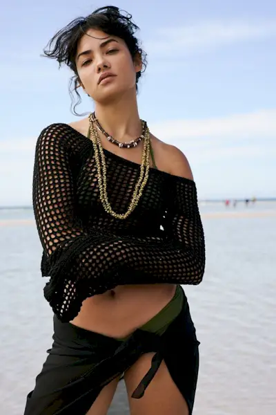 Urban Outfitters + Uo Chloe Cropped Open-Knit Sweater