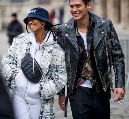 how-to-buy-chanel-bag-121423-1556289348917-image