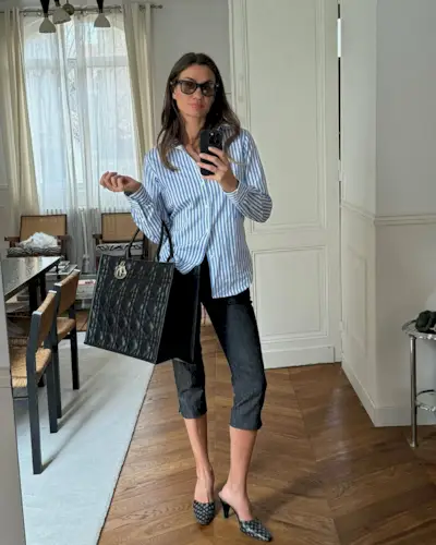 Influencer styles capri pants.